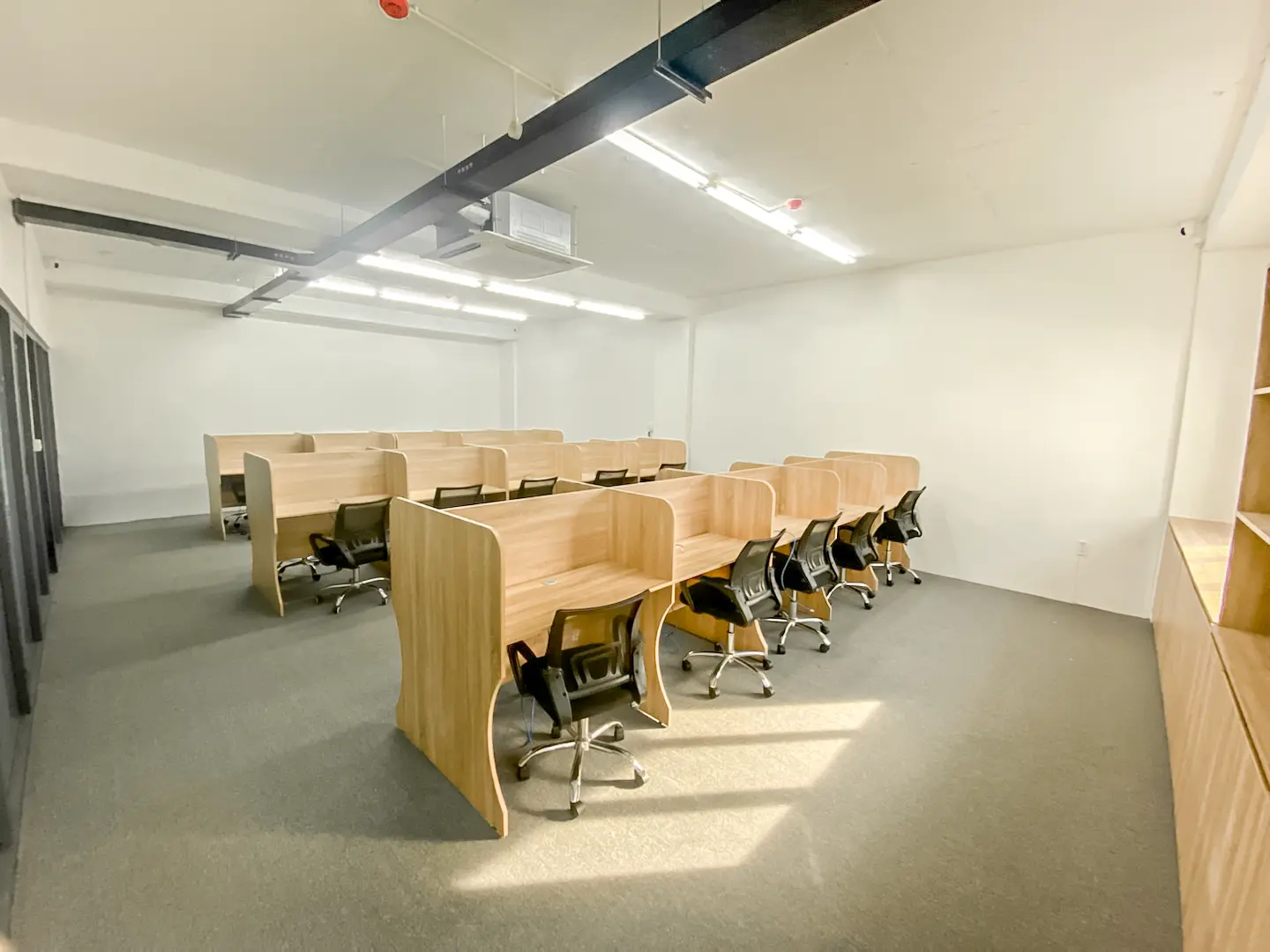 Lầu 1 tòa nhà iTechBlack-9