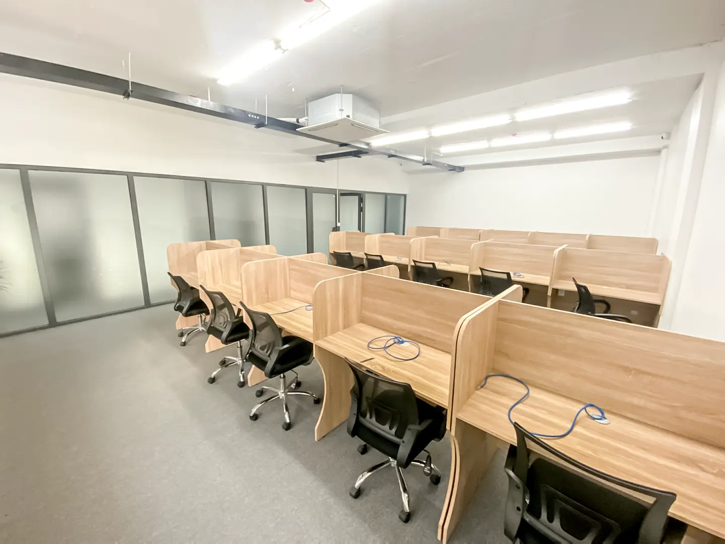 Lầu 1 tòa nhà iTechBlack-8