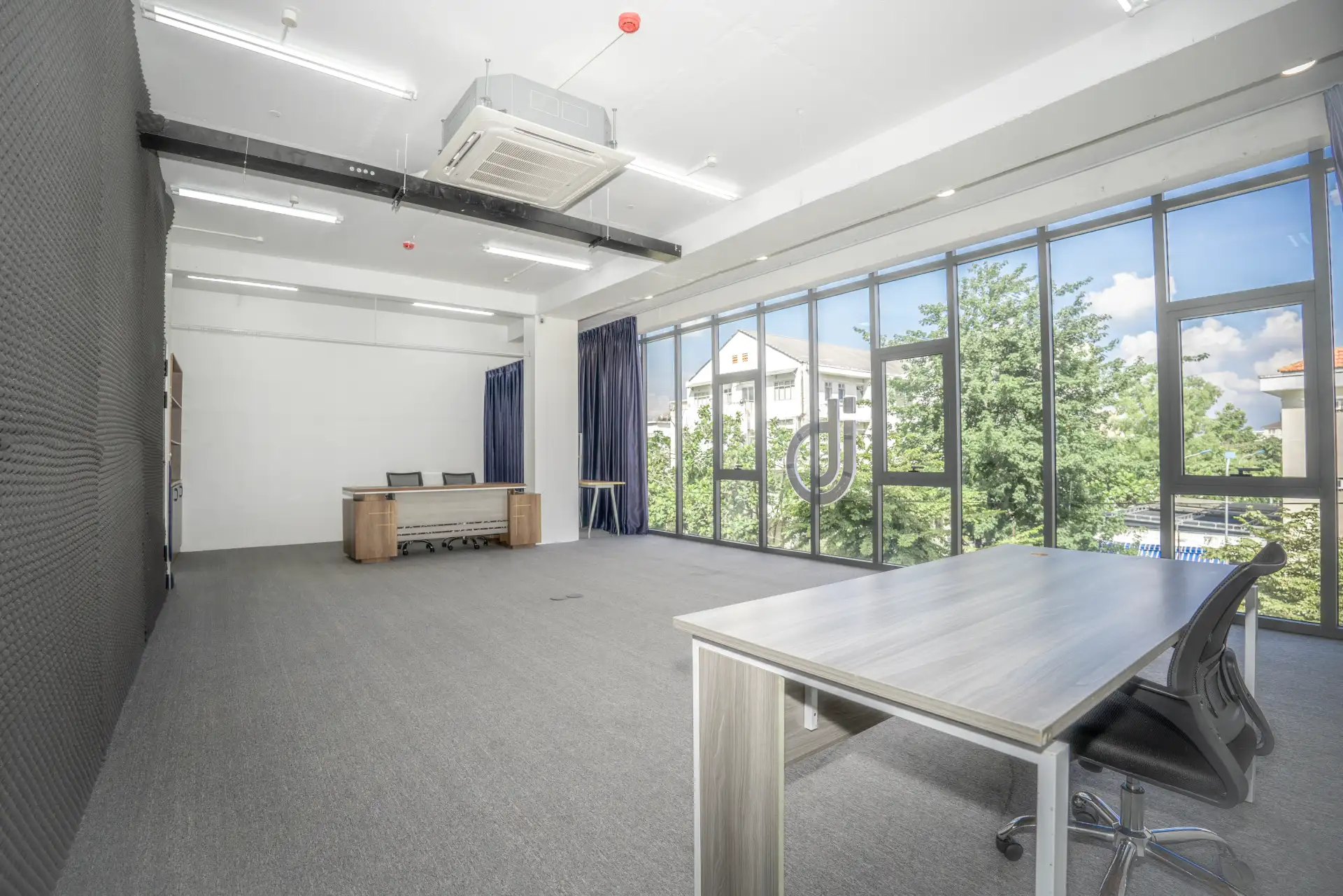 Lầu 1 tòa nhà iTechBlack-3